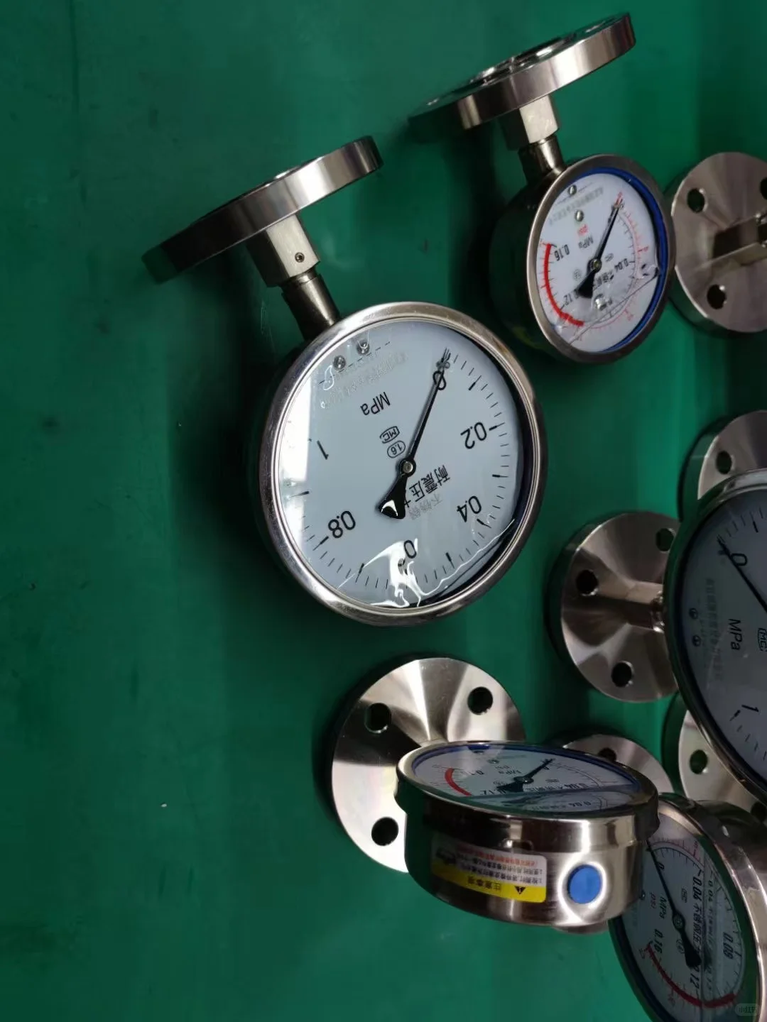 隔膜螺纹，隔膜法兰防腐压力表