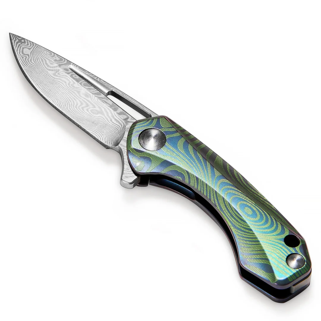 钛合金折叠小刀拍摄