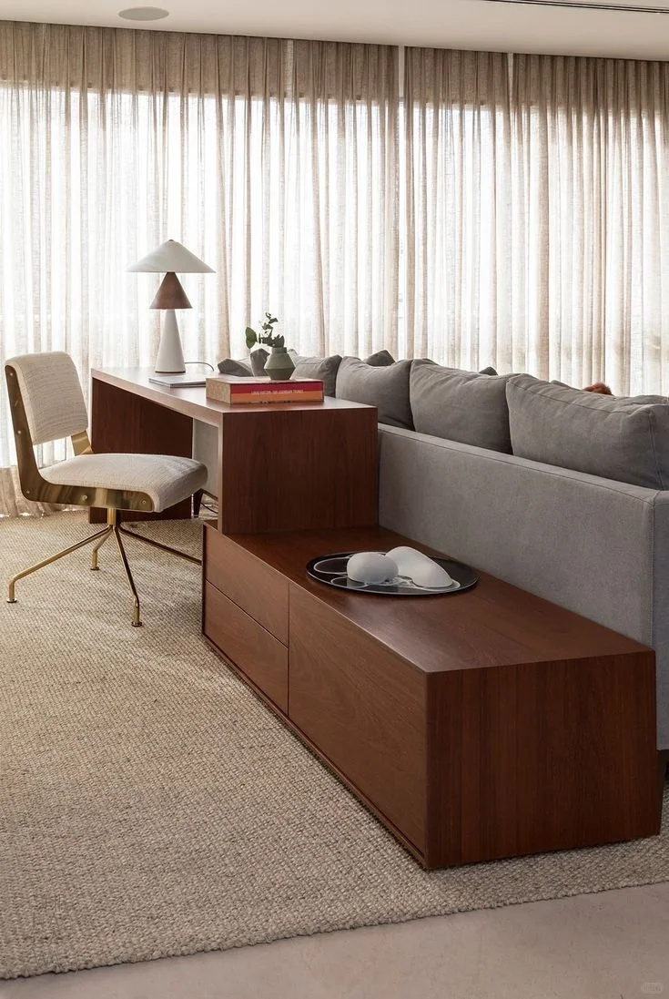 10张实拍图！大客厅沙发后塞书桌，显大实用