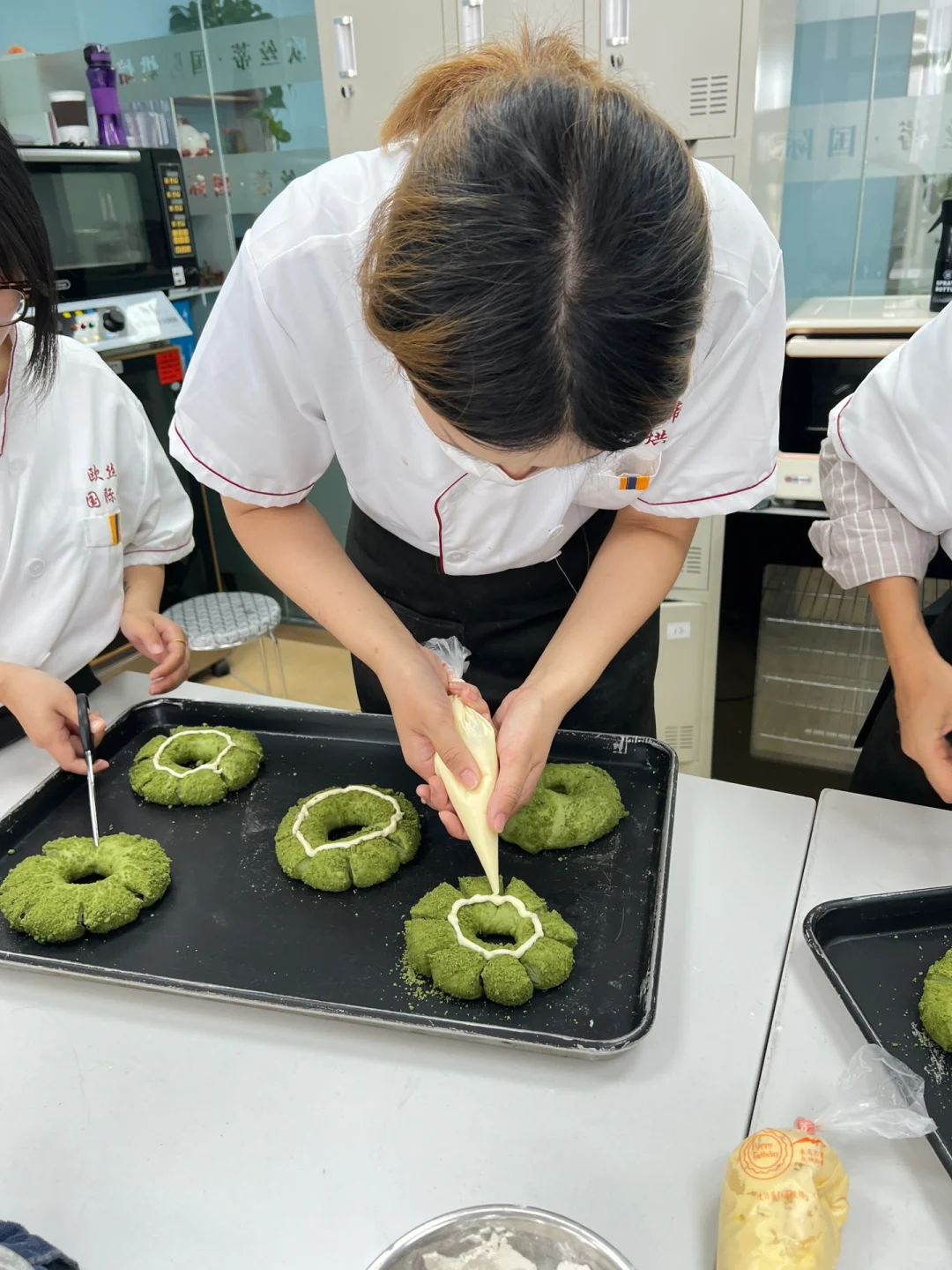 消失的我回国终于学会了做面包?