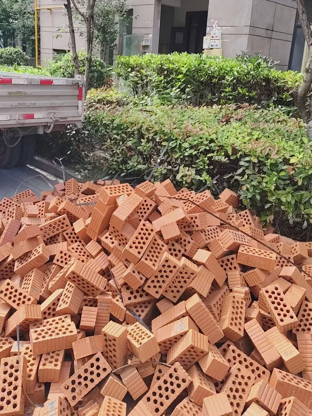 ## 你以为的水泥黄沙VS实际需要的水泥黄沙