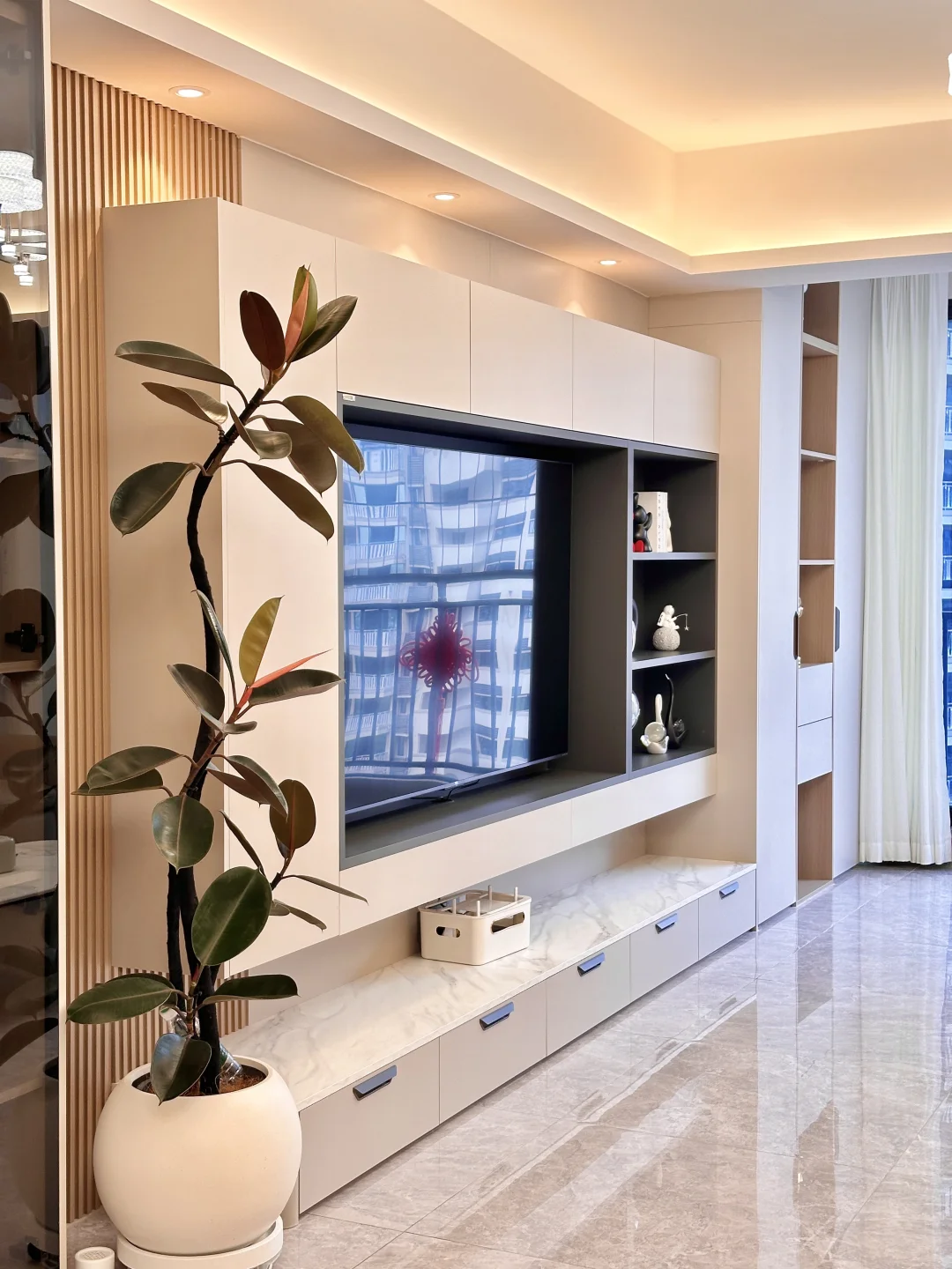 完工实拍|荣和凤岭学府又完工一套工地啦?