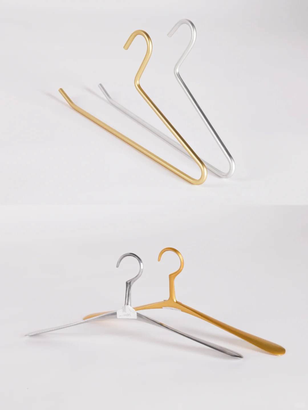 “个性”十足的金属衣架