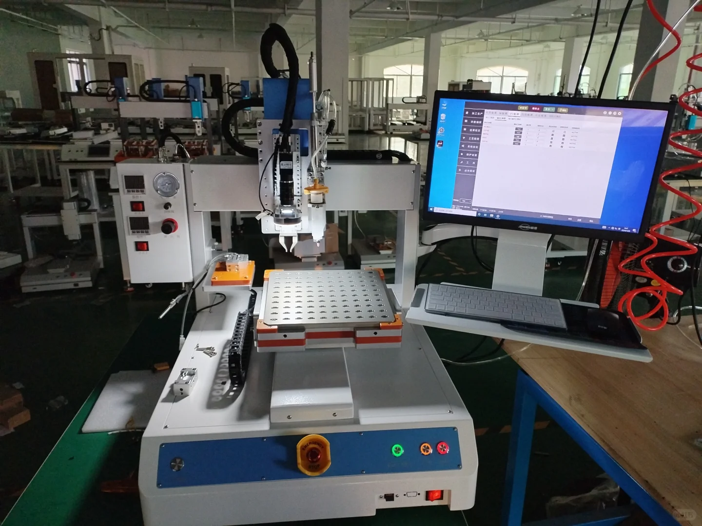 专业做自动化设备点胶机螺丝机焊锡机，