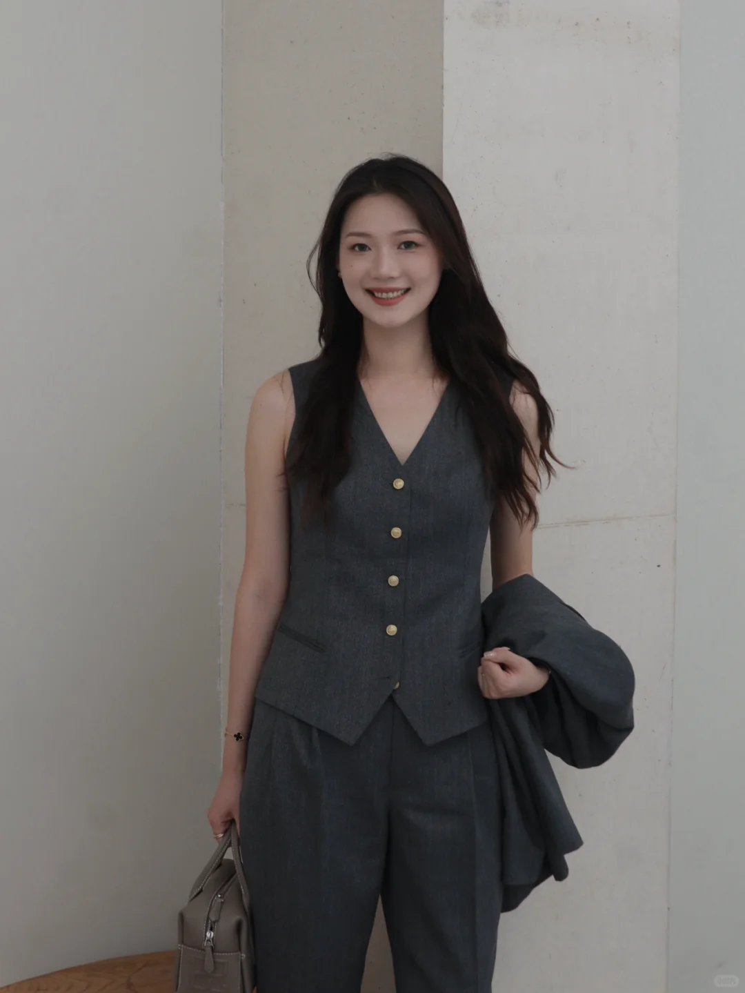 职场通勤穿搭丨秋冬高智感穿搭指南?