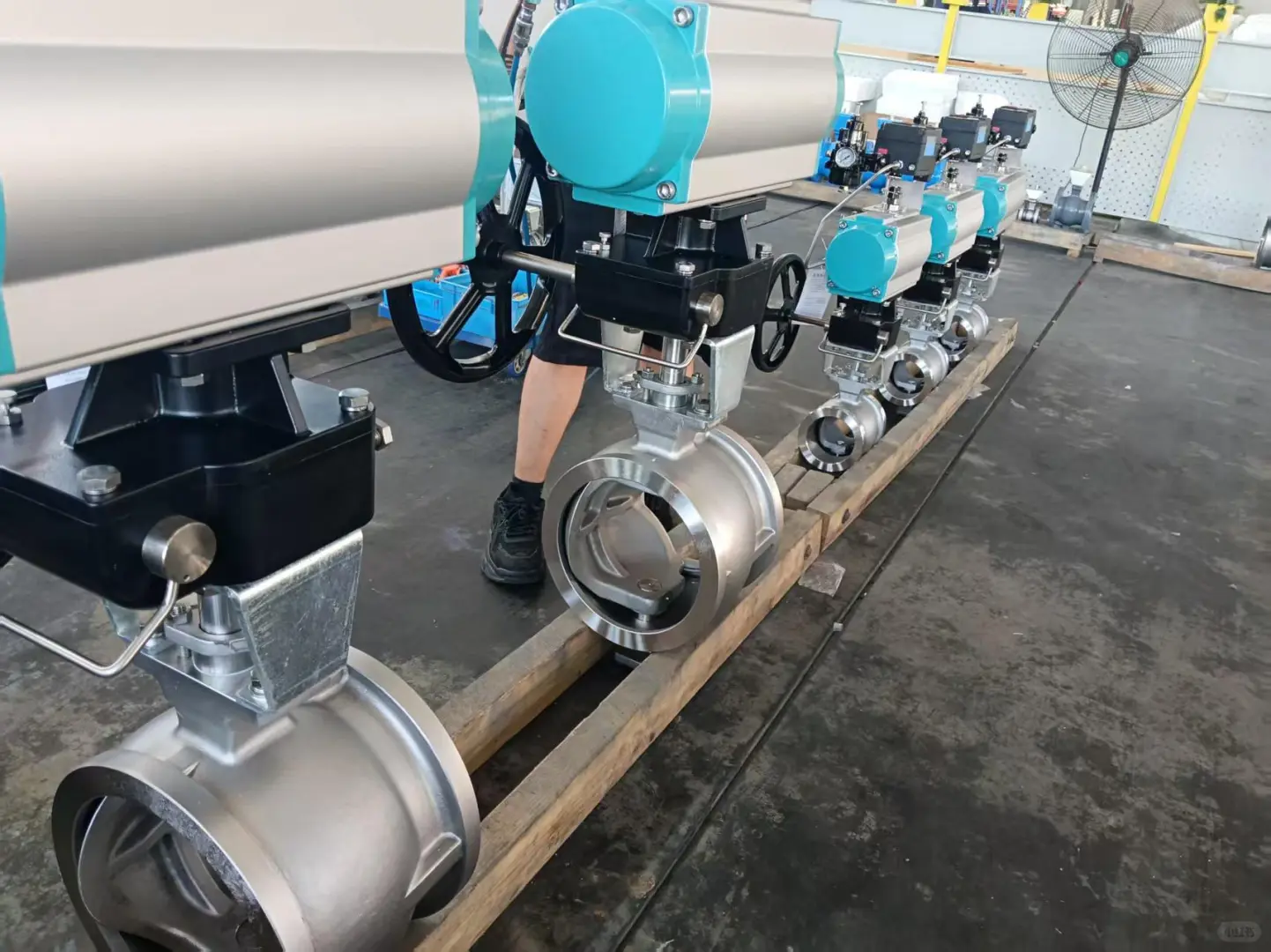 熔融物V型调节硬密封球阀弹簧易失效-耀圣