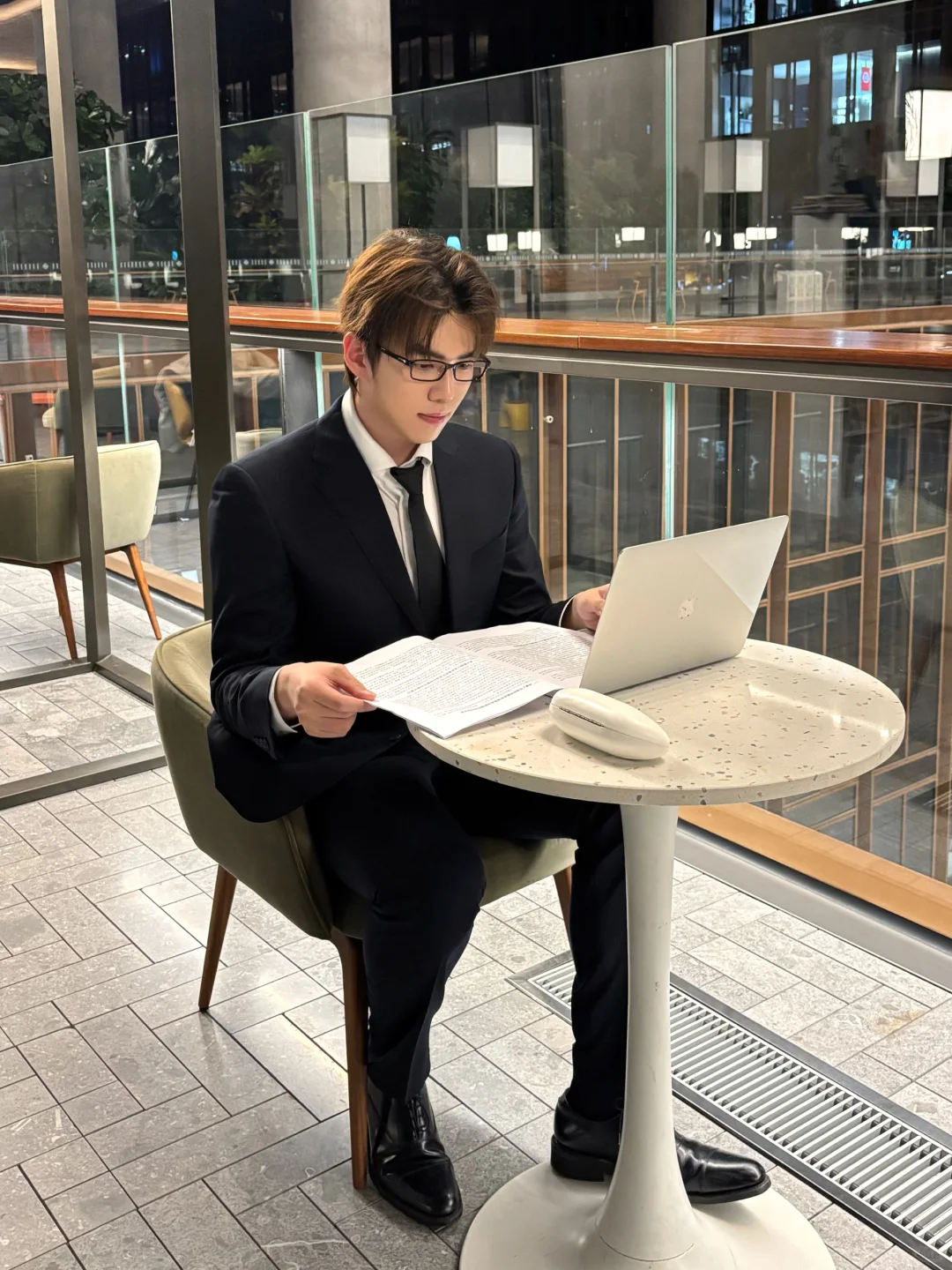 我们法学生手拿把掐的hot nerd感