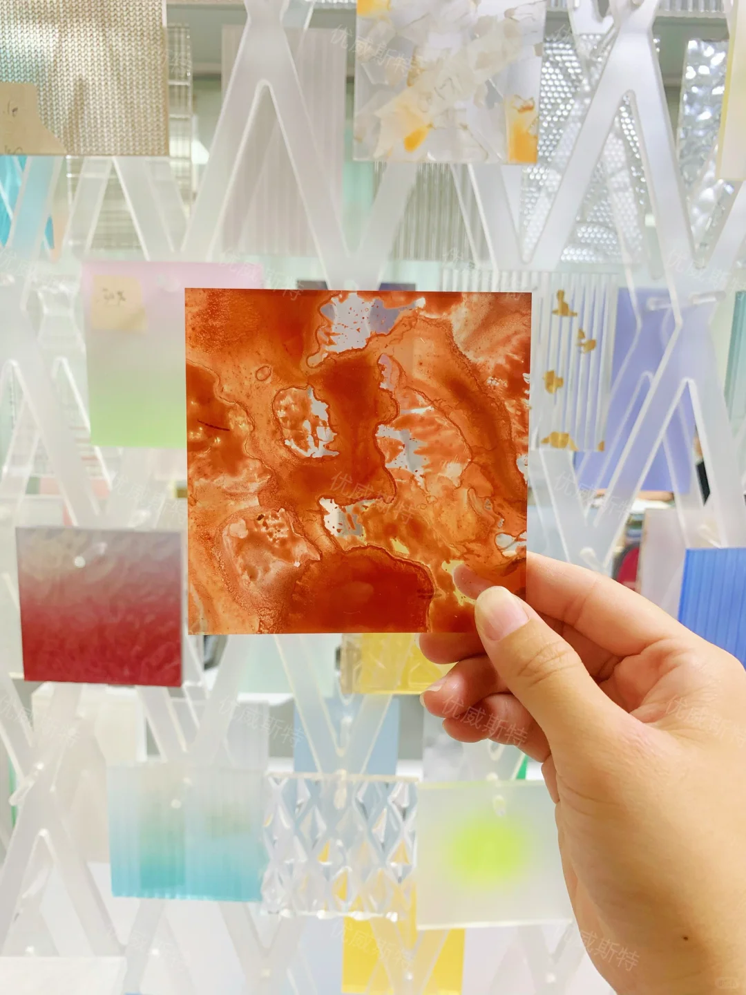 树脂板?设计师都爱宝藏新材料颜值天花板