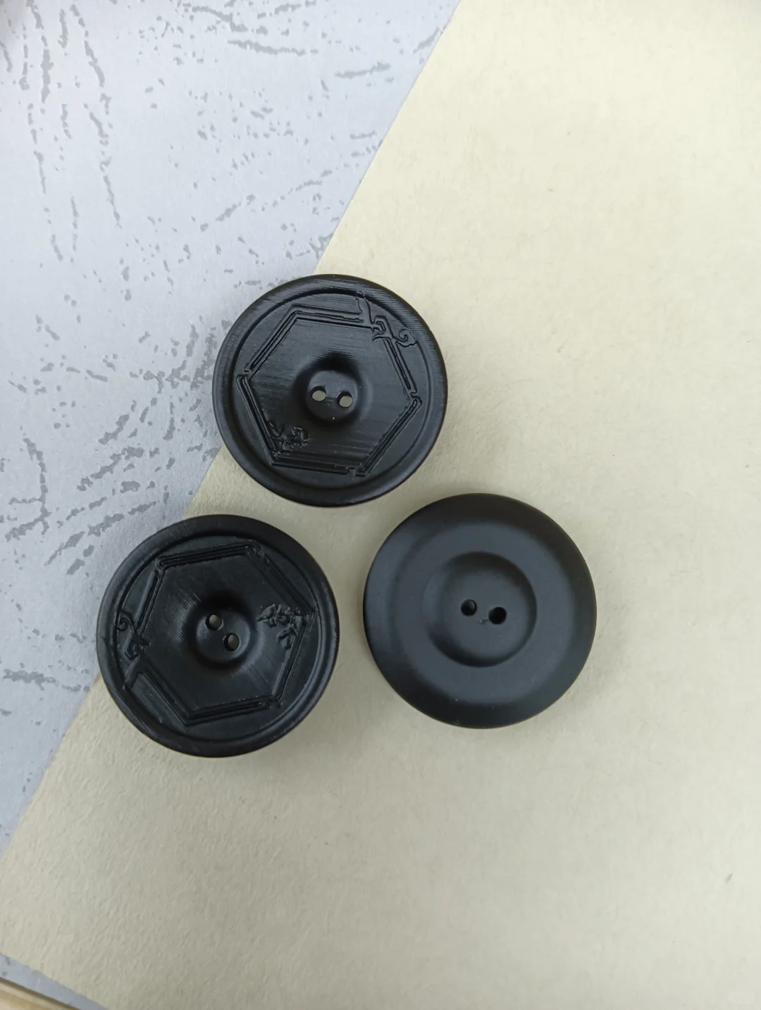 日常服装辅料分享｜树脂雕刻钮扣