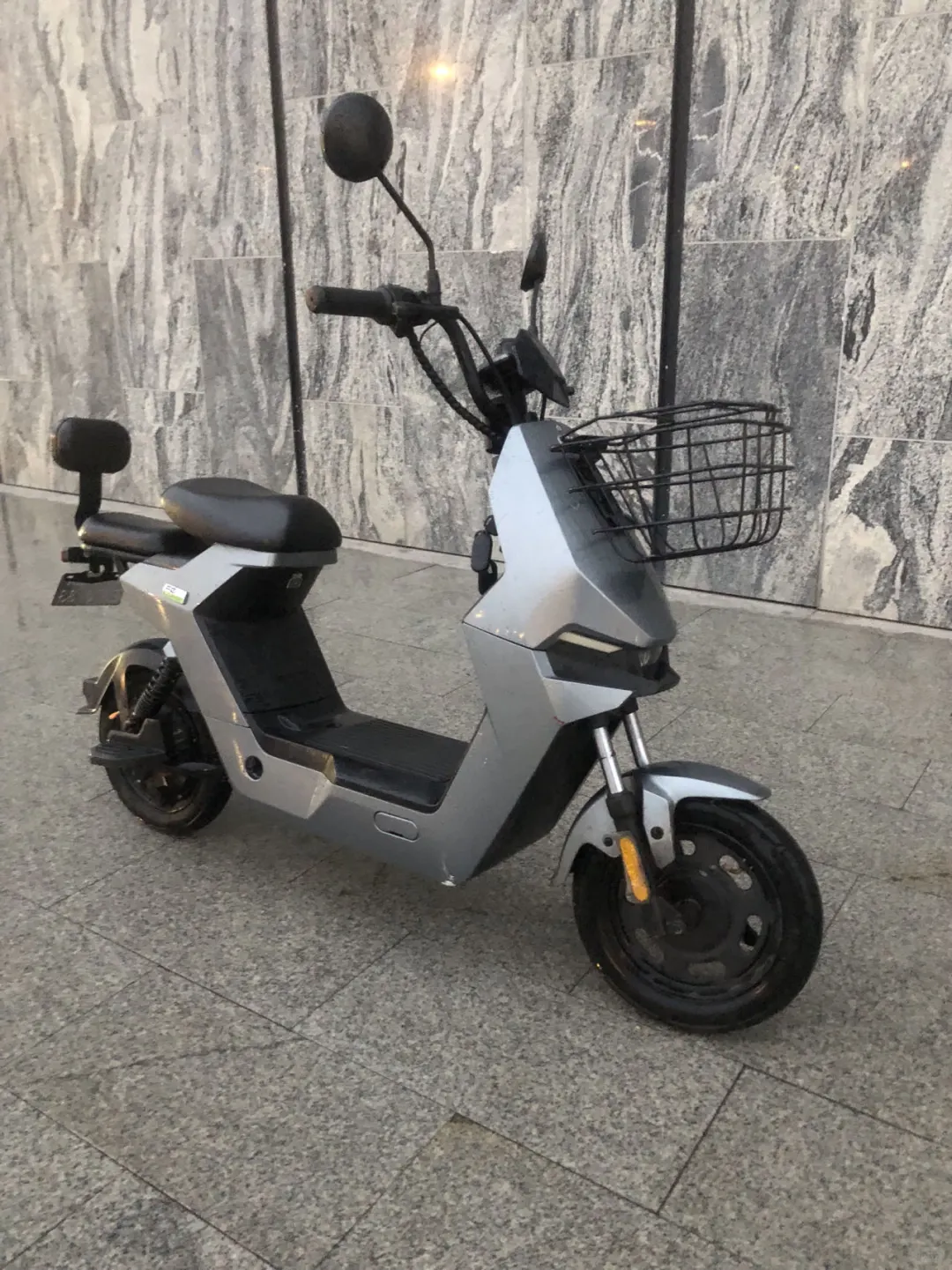 出闲置小牛电动车