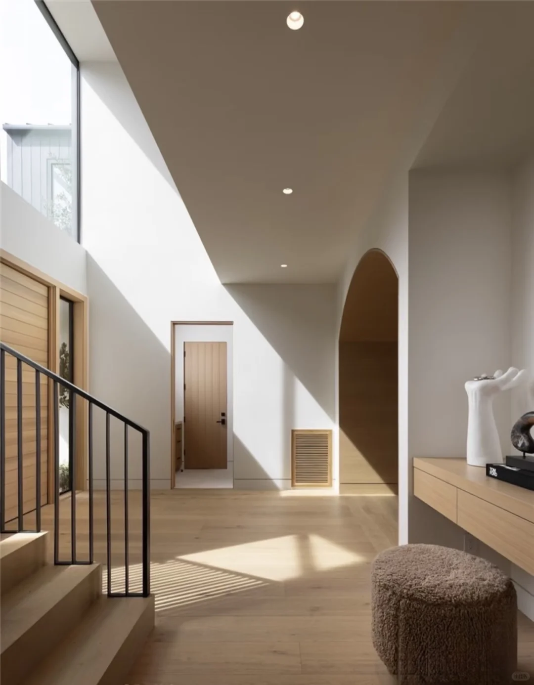 北美装修趋势|冷白极简退场,回归温柔与松驰