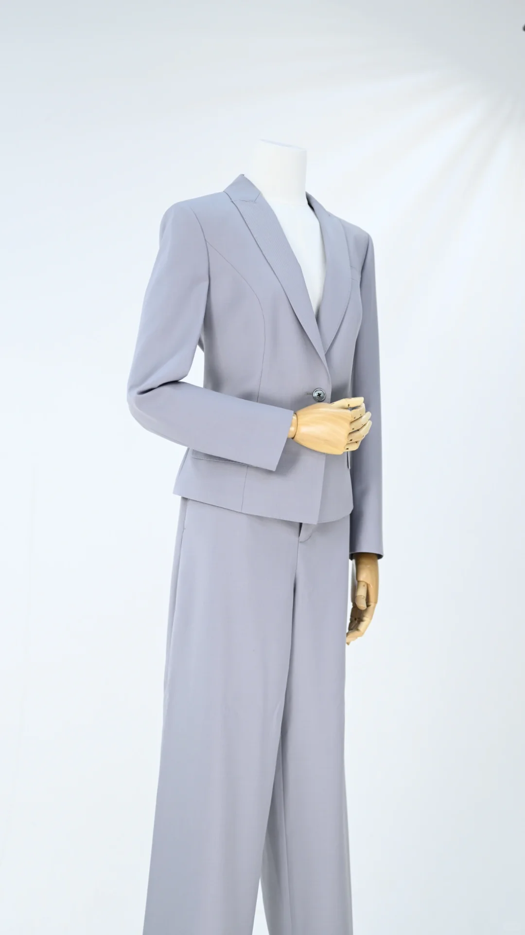 职场通勤穿搭丨早春高智感西装套装?