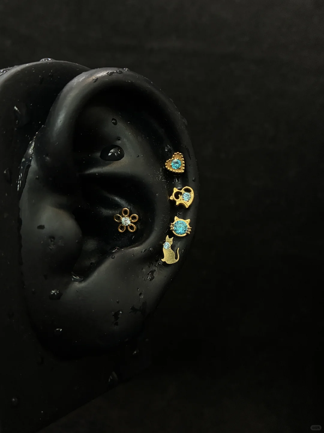 终于‼️找到了钛合金养耳又美疯的耳钉✨