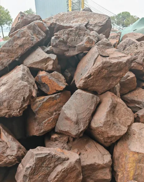 铁矿石清关代理、清关仓储派送一条龙