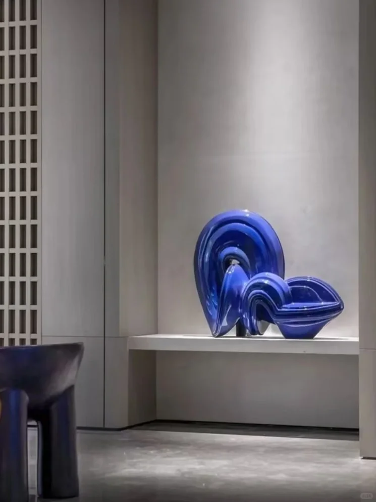 软装设计不再局限于传统的色彩……