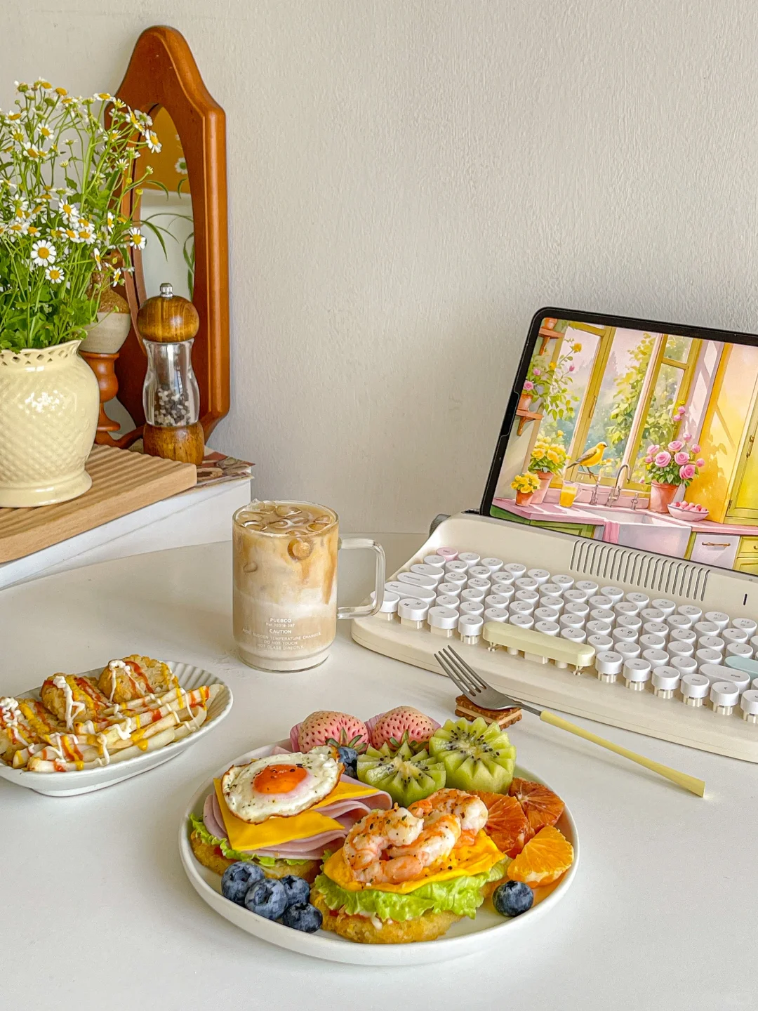 元气早午餐?薯饼开放式三明治?薯条?拿铁