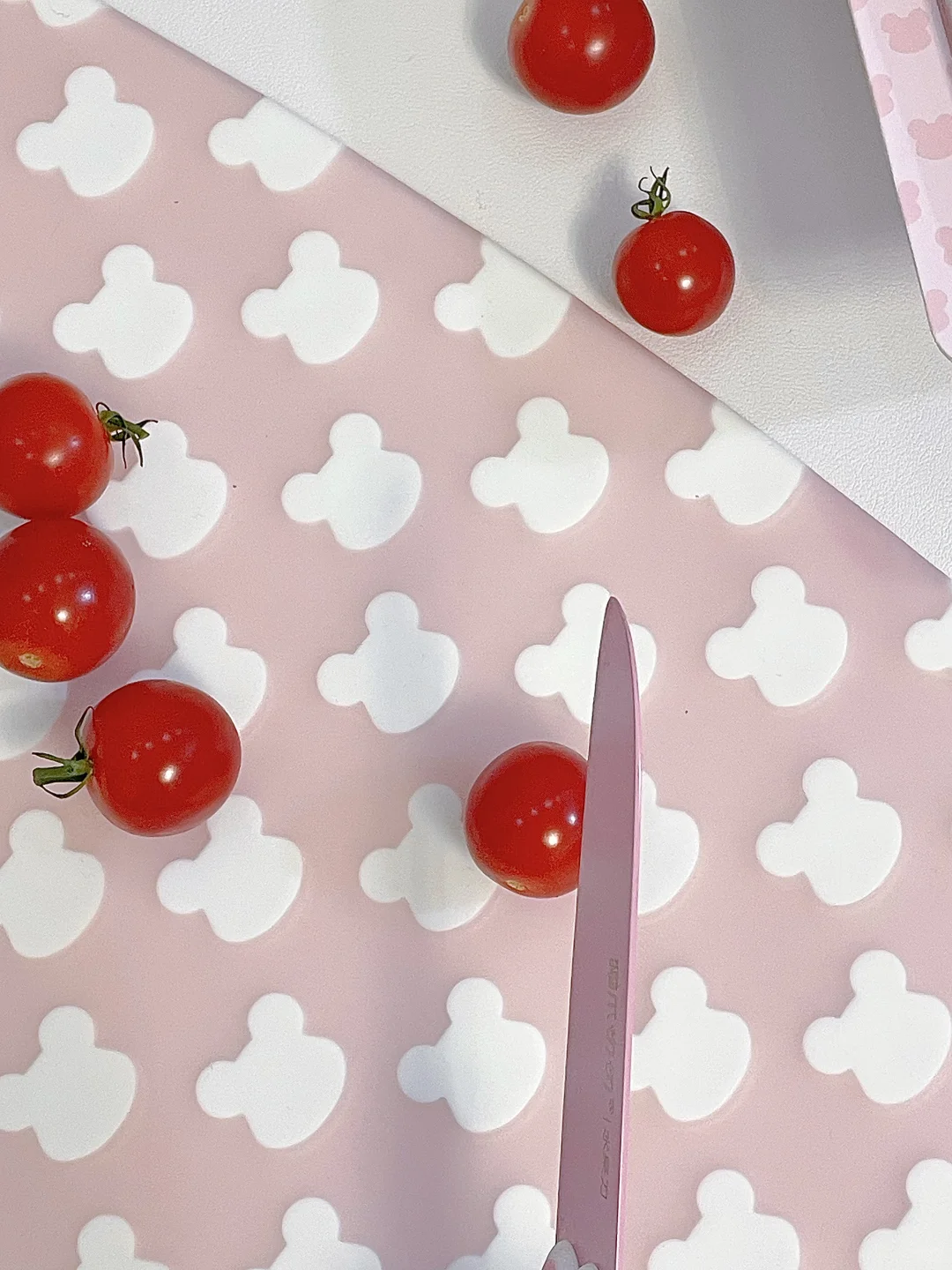 我的粉色菜板真的很好用耶！