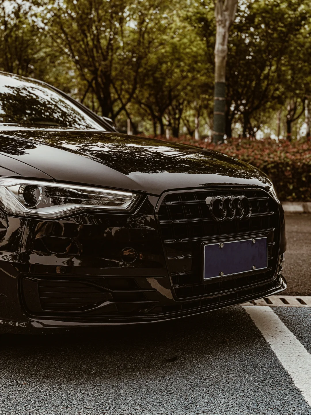 ?2300改装|中年版奥迪A6L爆改运动黑武士