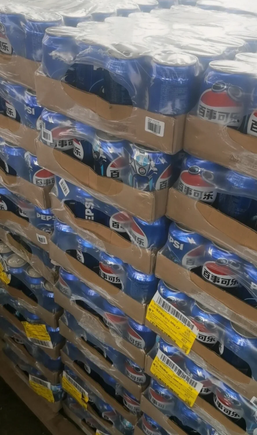 休闲食品源头厂家呢，我需要货，临期最好