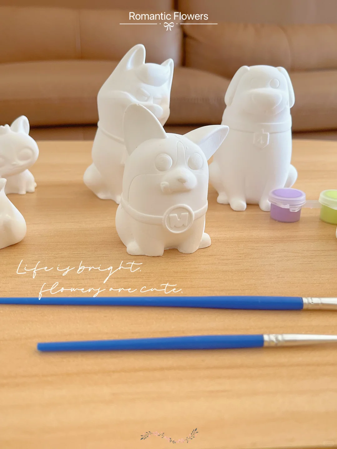 2岁早教｜代替电视，颜色认知?从画笔开始