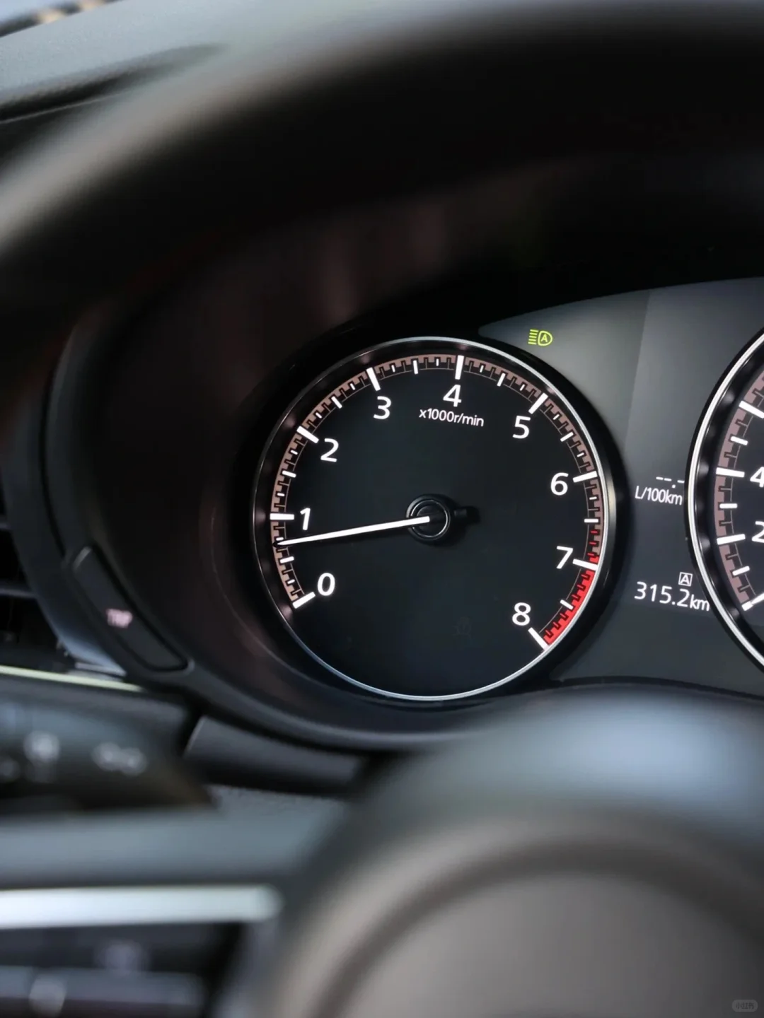 大家还喜欢机械仪表和物理按键吗?