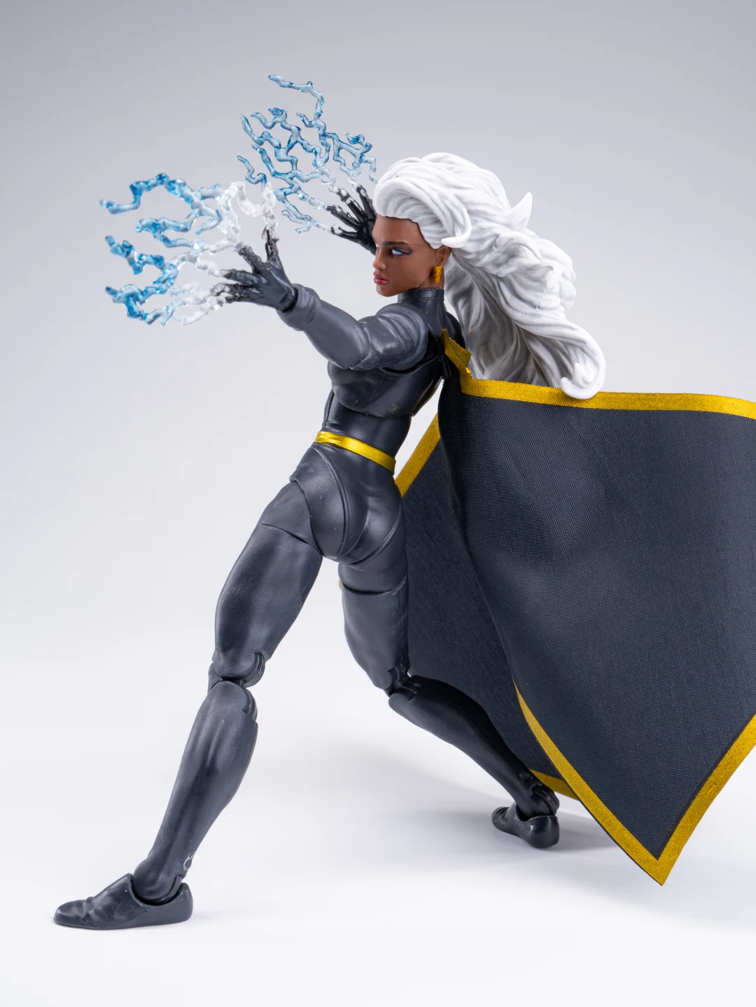 ML挂卡暴风女:不出意外地令人失望