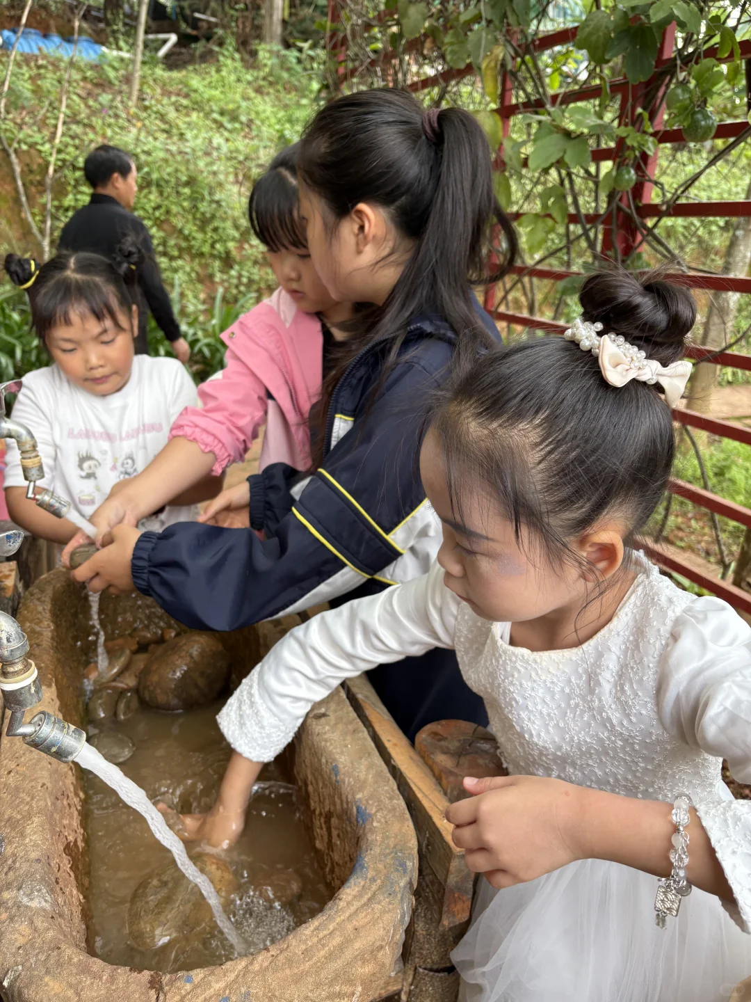 玉溪周边研学活动，石头彩绘
