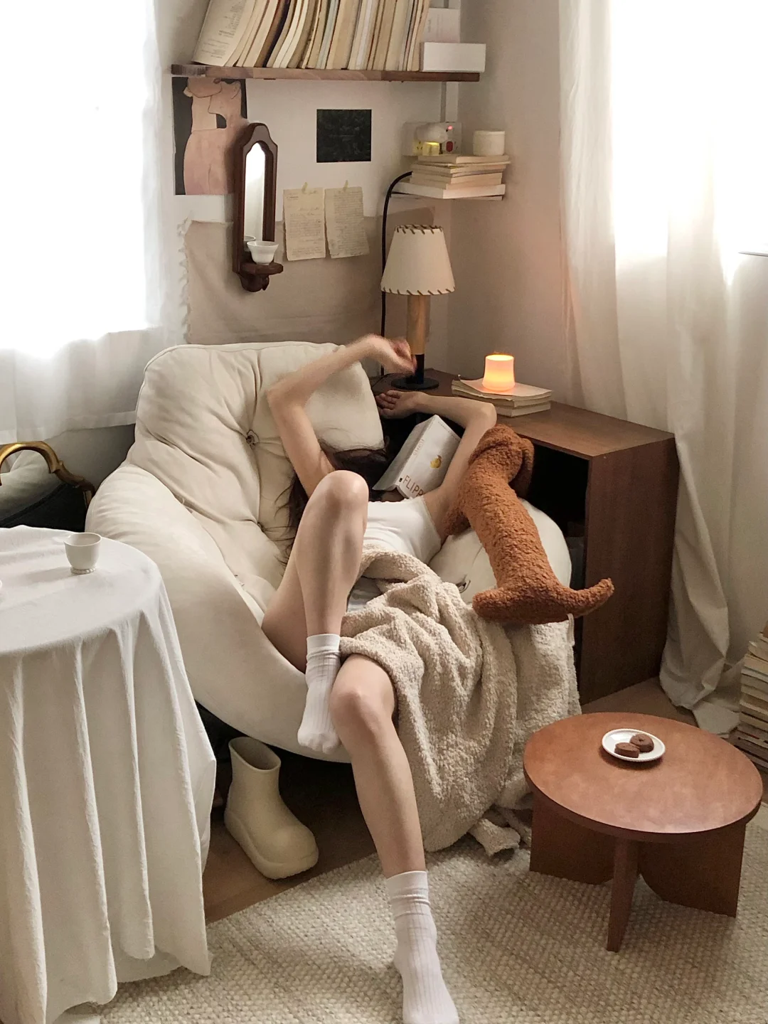 夏天,呆在我干净舒适的出租窝