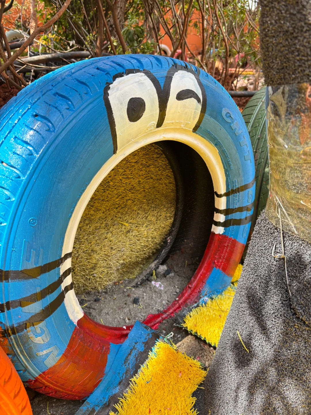 旧轮胎涂鸦✍️