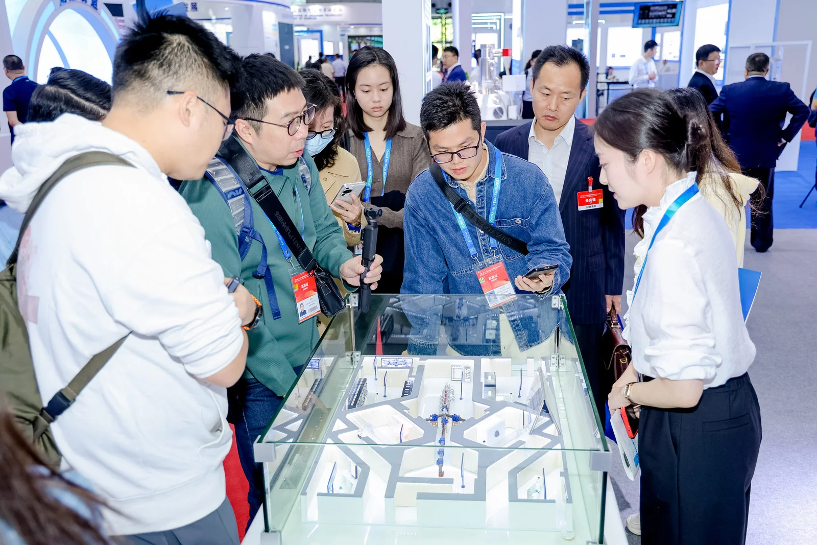 ?深圳会展摄影师跟拍800场活动跟拍案例