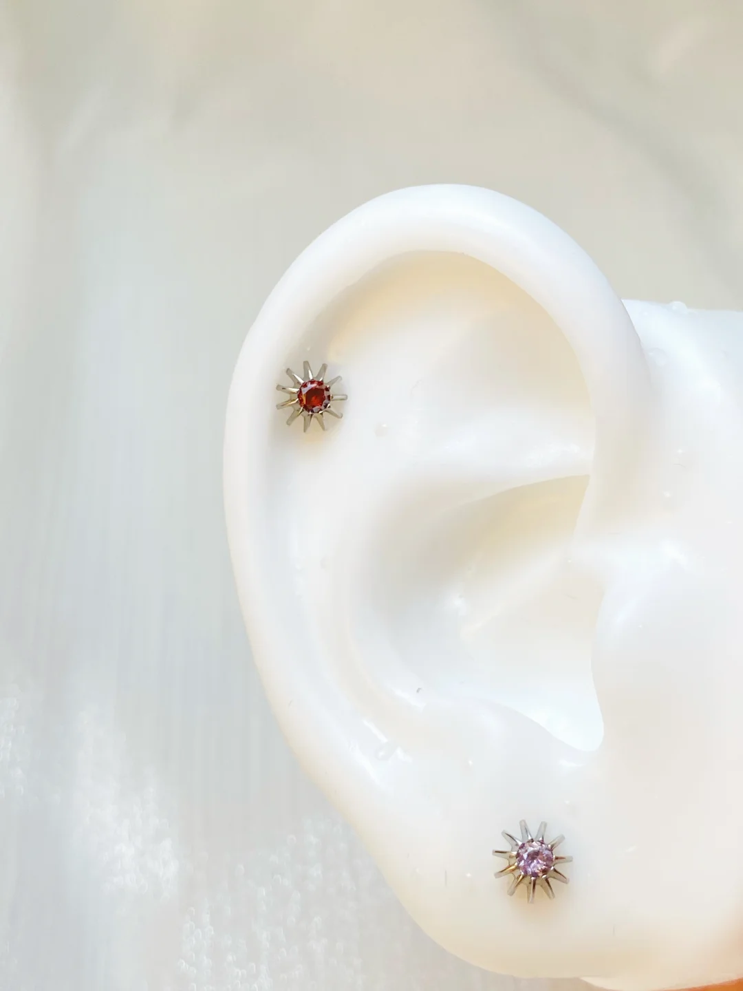 谁还没冲这钛合金太阳花？养耳洞➕颜值双在线