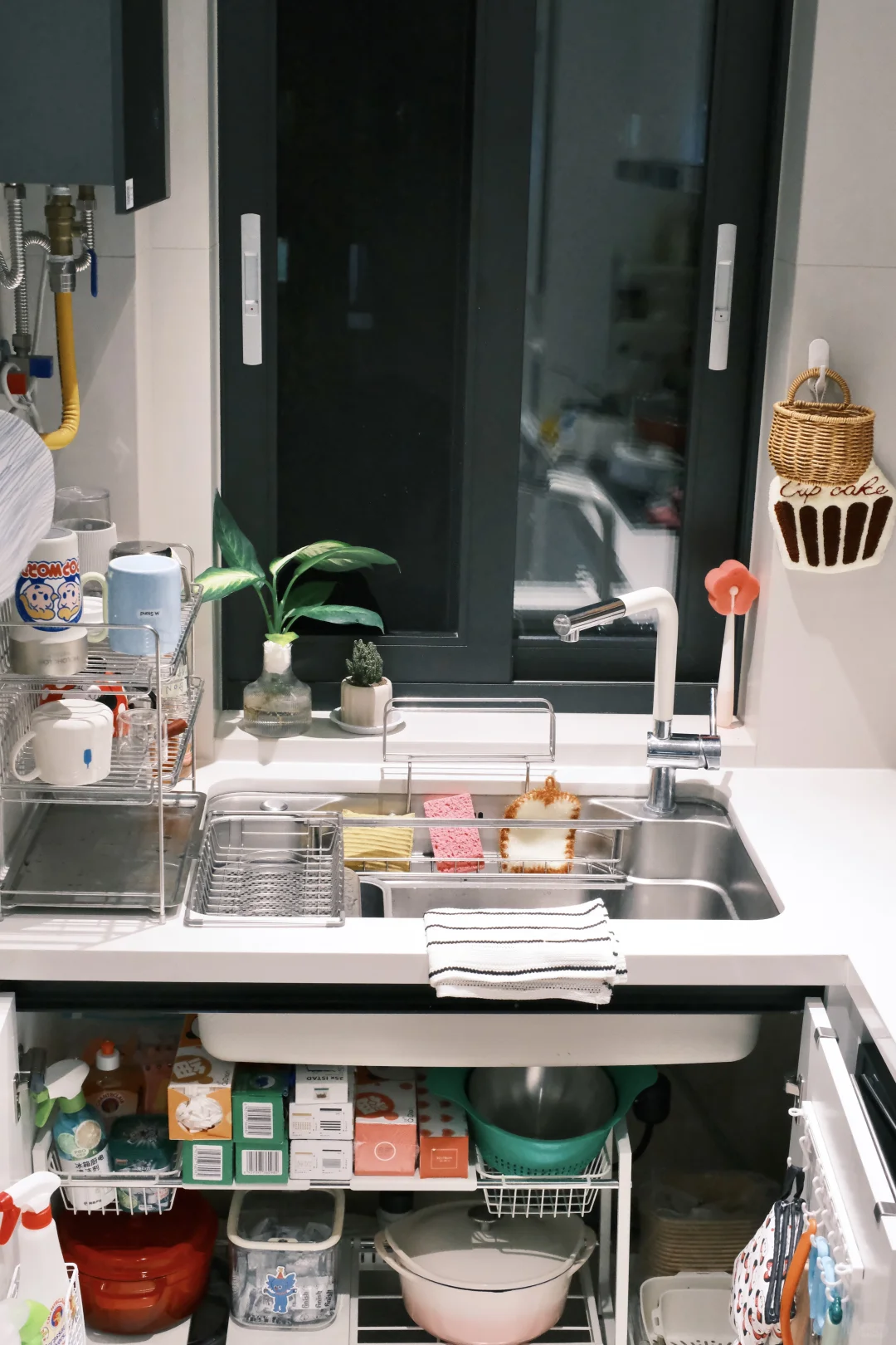 大家捧场的橱柜收纳教程来啦，欢迎抄作业?