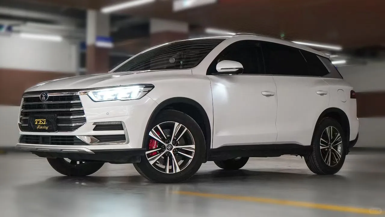 比亚迪宋pro原厂轮毂升级大卡钳