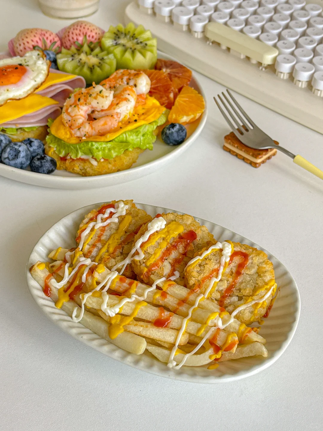 元气早午餐?薯饼开放式三明治?薯条?拿铁