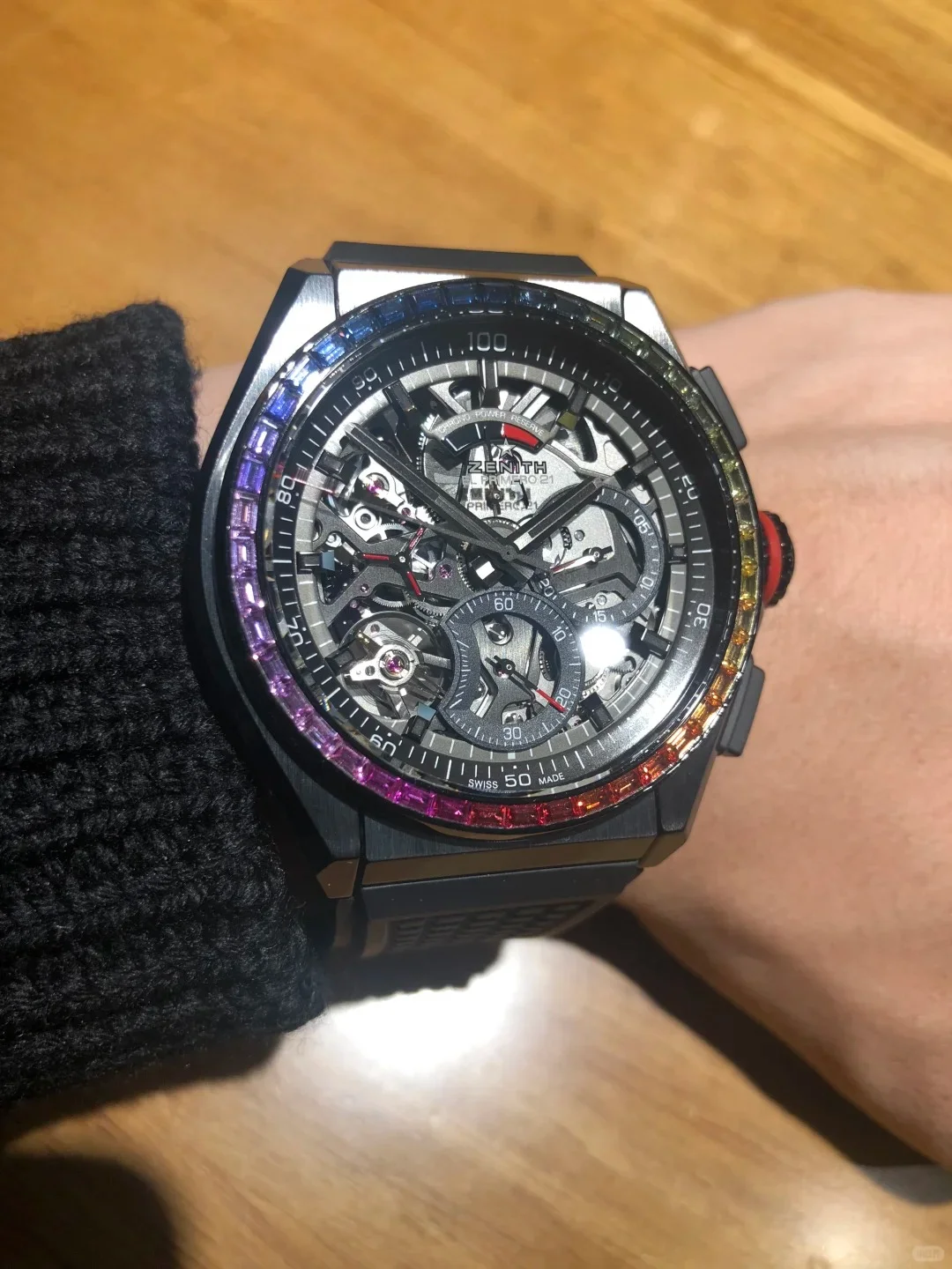 上海静安恒隆真力时手表维修售后保养中心