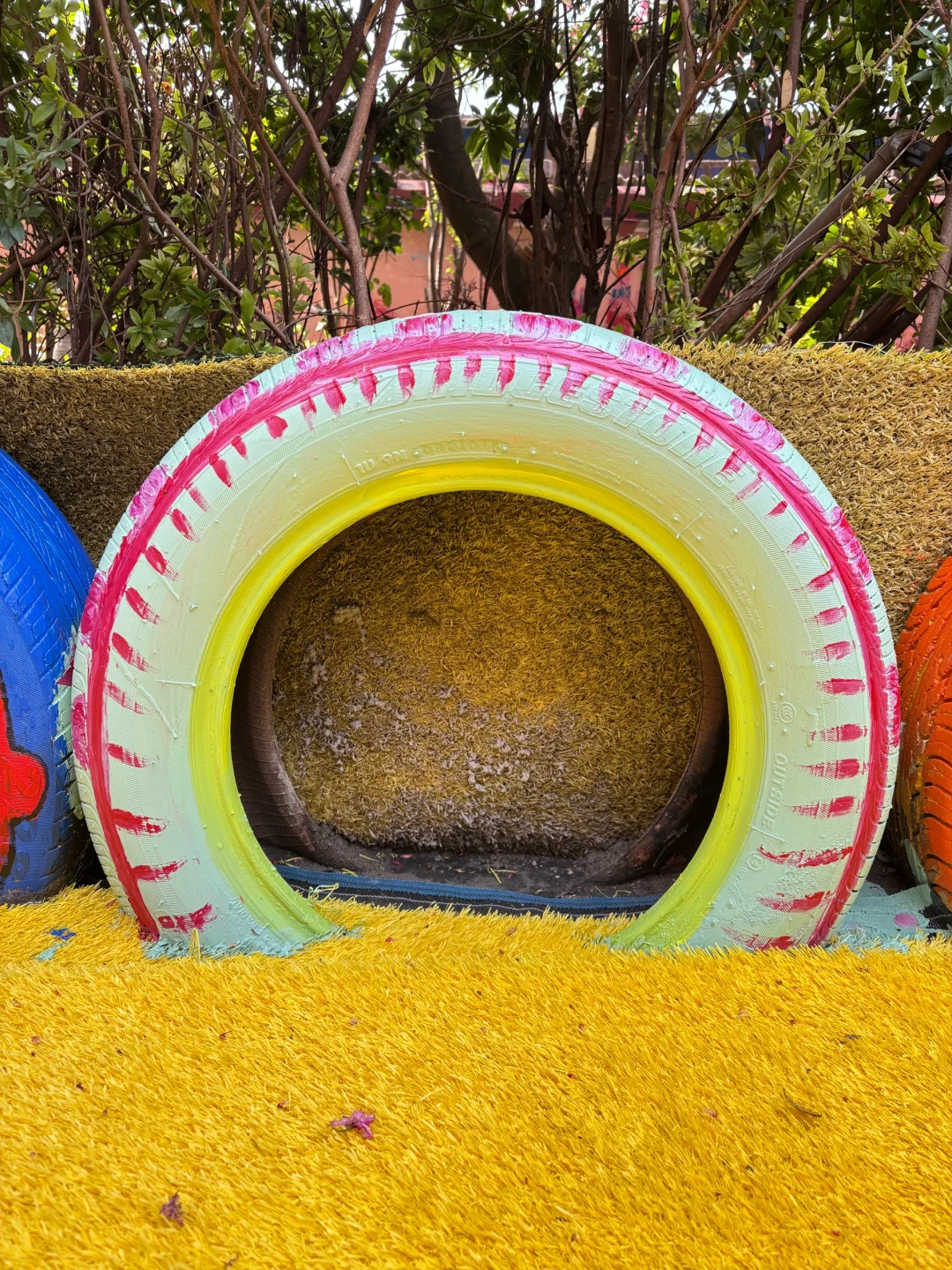 旧轮胎涂鸦✍️