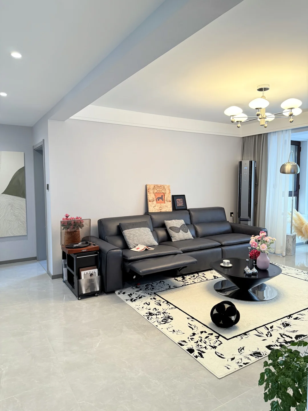 老公说这房子被我布置的真的不像精装房