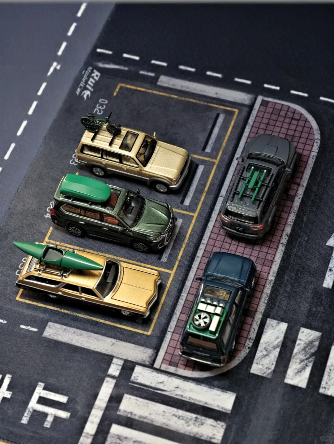 便宜又大碗 20多块5件套的64车顶配件