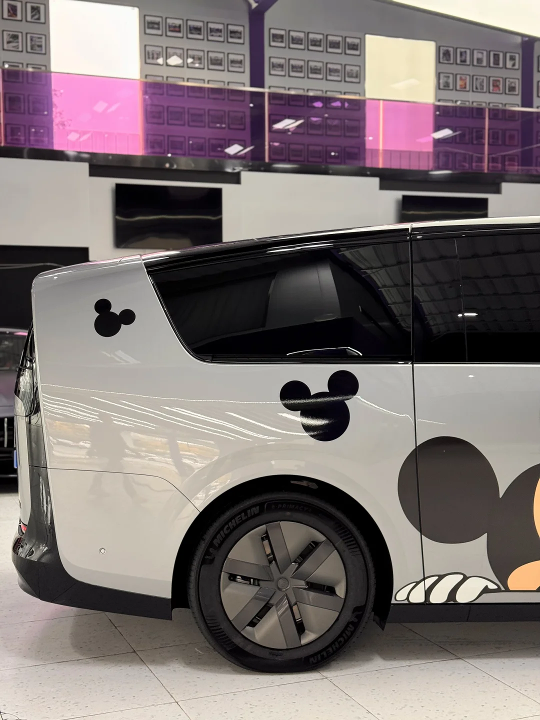 ?理想MEGA改造日记｜贴膜+拉花=回头率200%✨