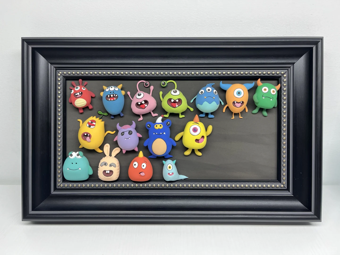 挑战做100幅粘土画之小怪兽?｜⬅️划附过程图