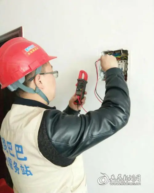 济南电路维修/电工师傅上门维修/跳闸维修