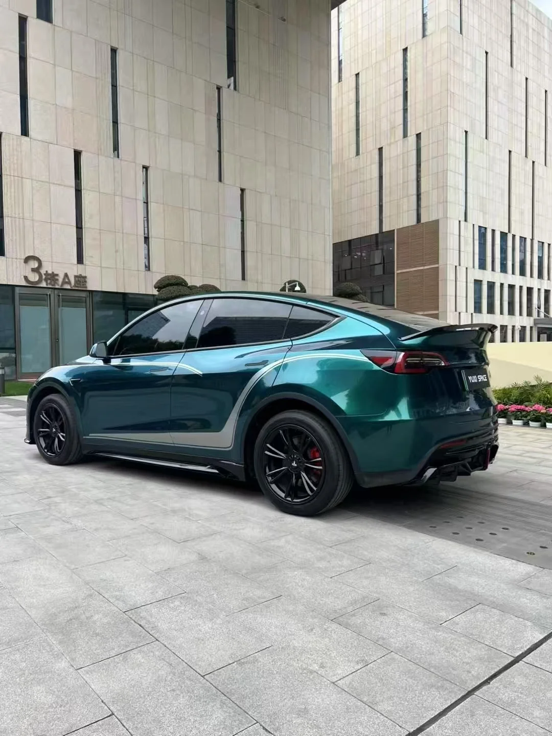 ?升级特斯拉MODELY外观必备?