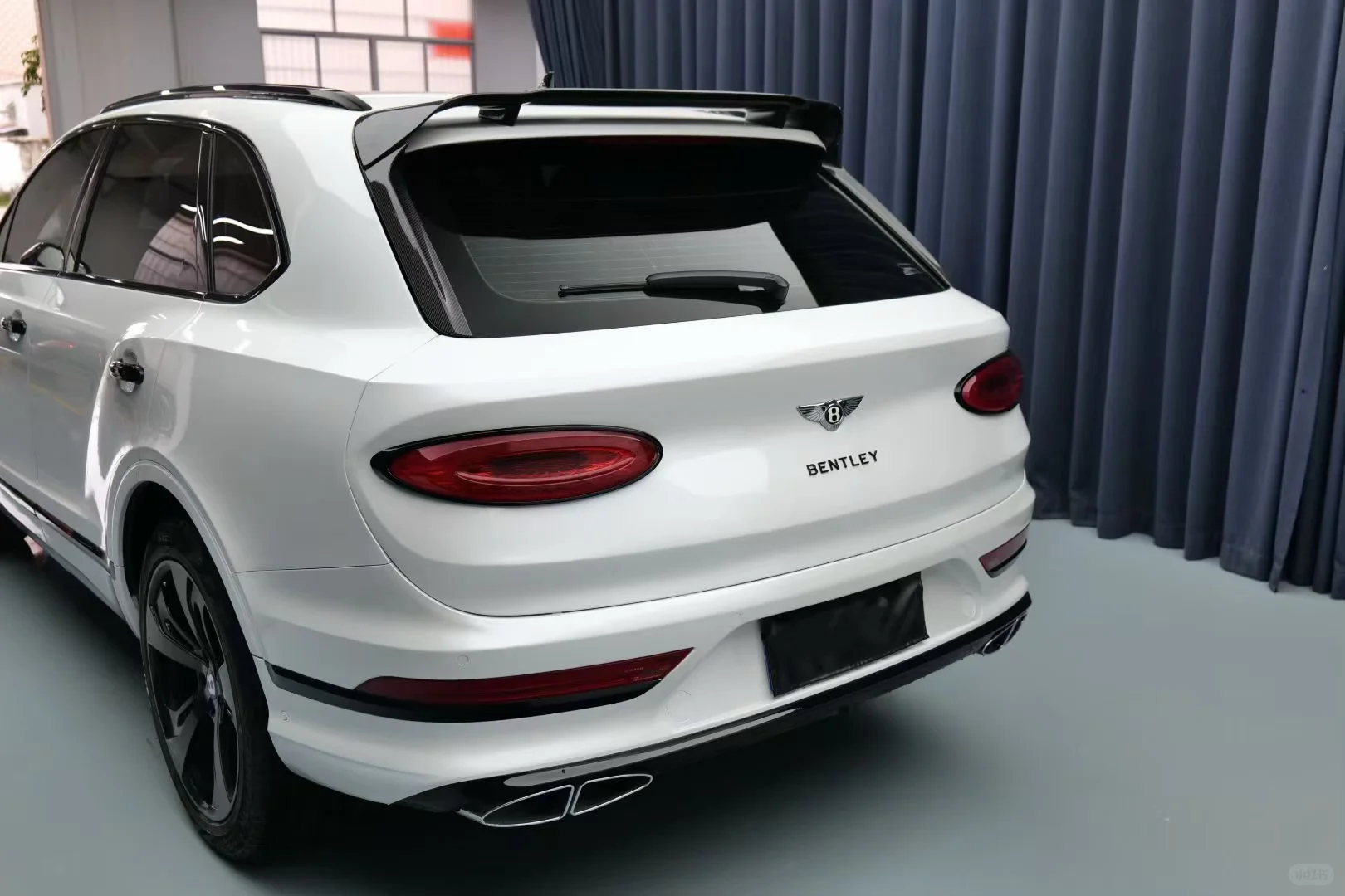 16-20款宾利添越原厂外观升级新款