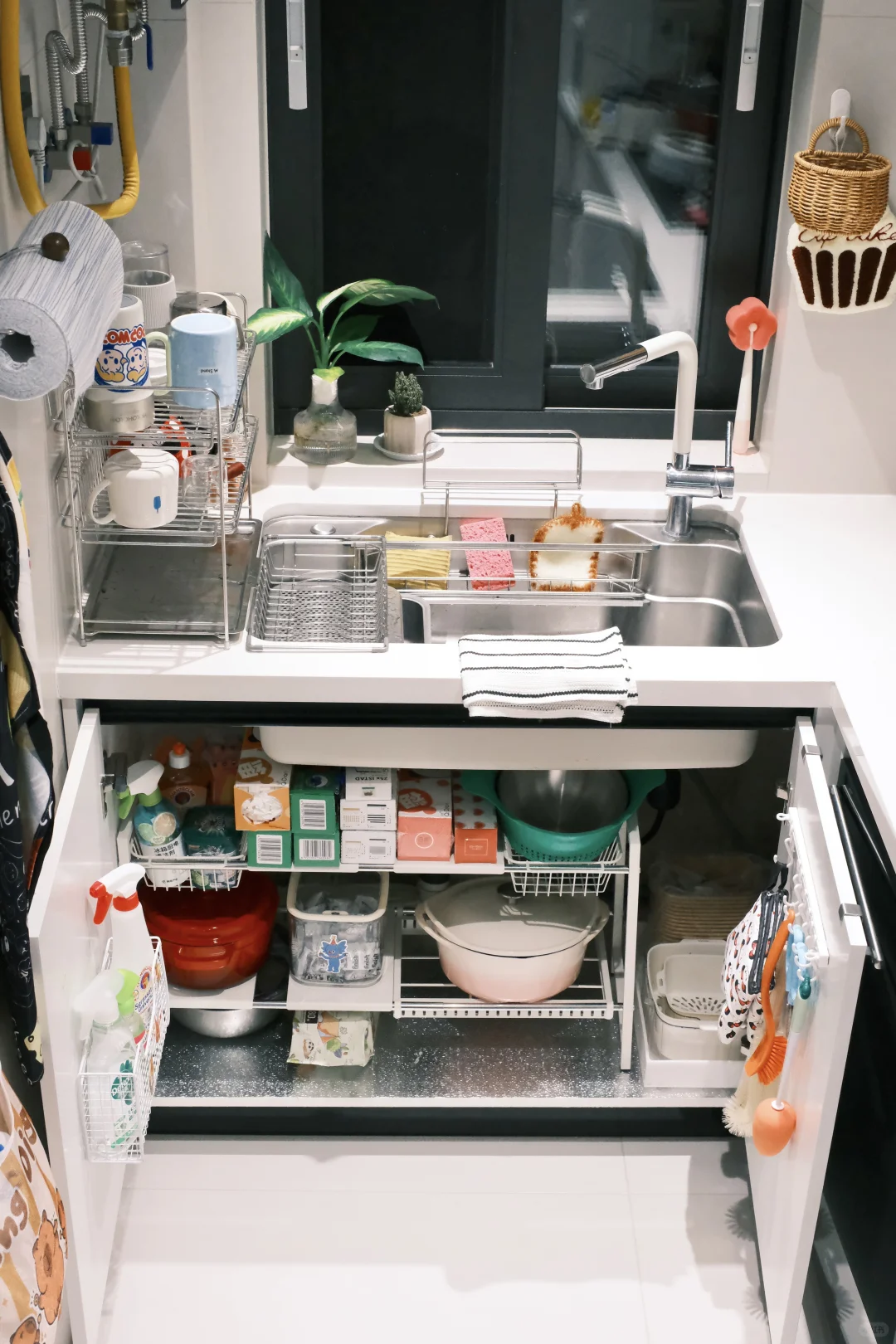 大家捧场的橱柜收纳教程来啦，欢迎抄作业?