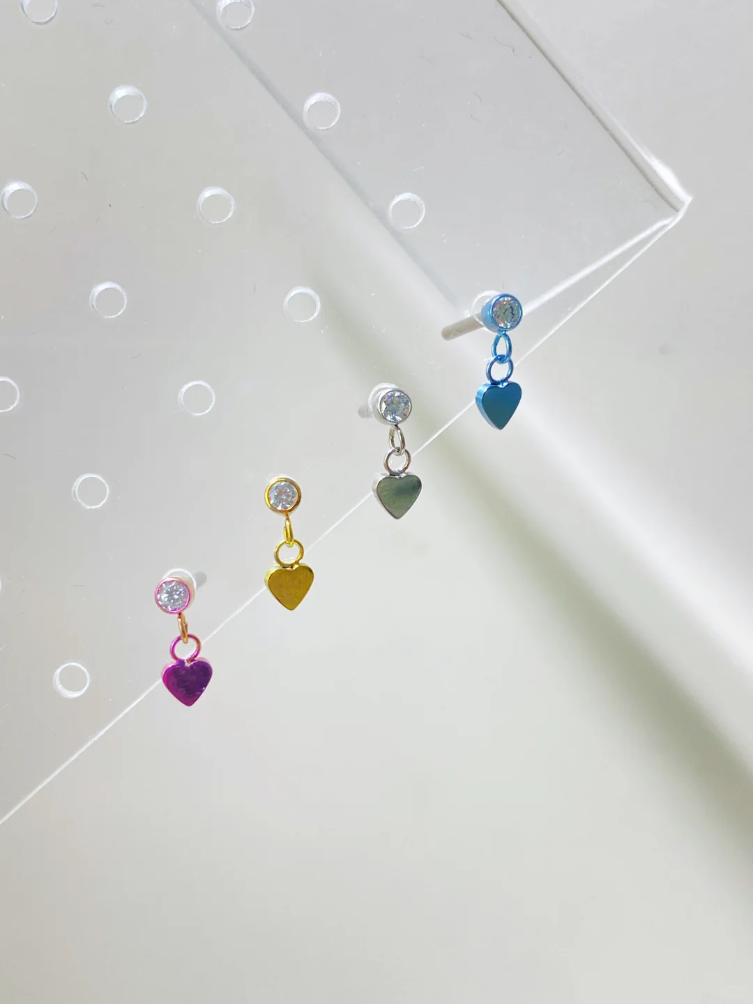 告别撞款！钛合金改色爱心?，一钉多戴太会了