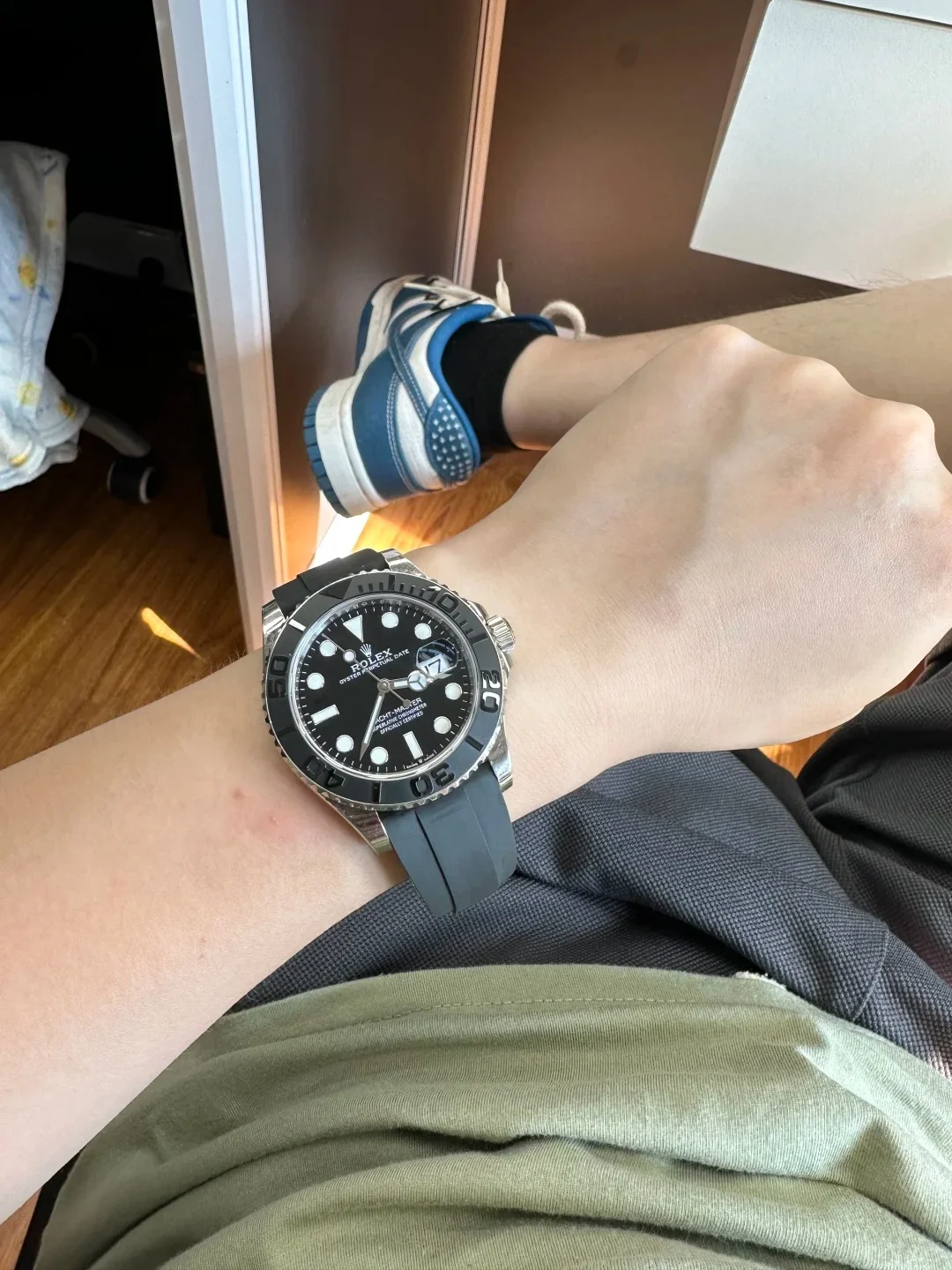 上海静安恒隆劳力士手表维修售后保养中心