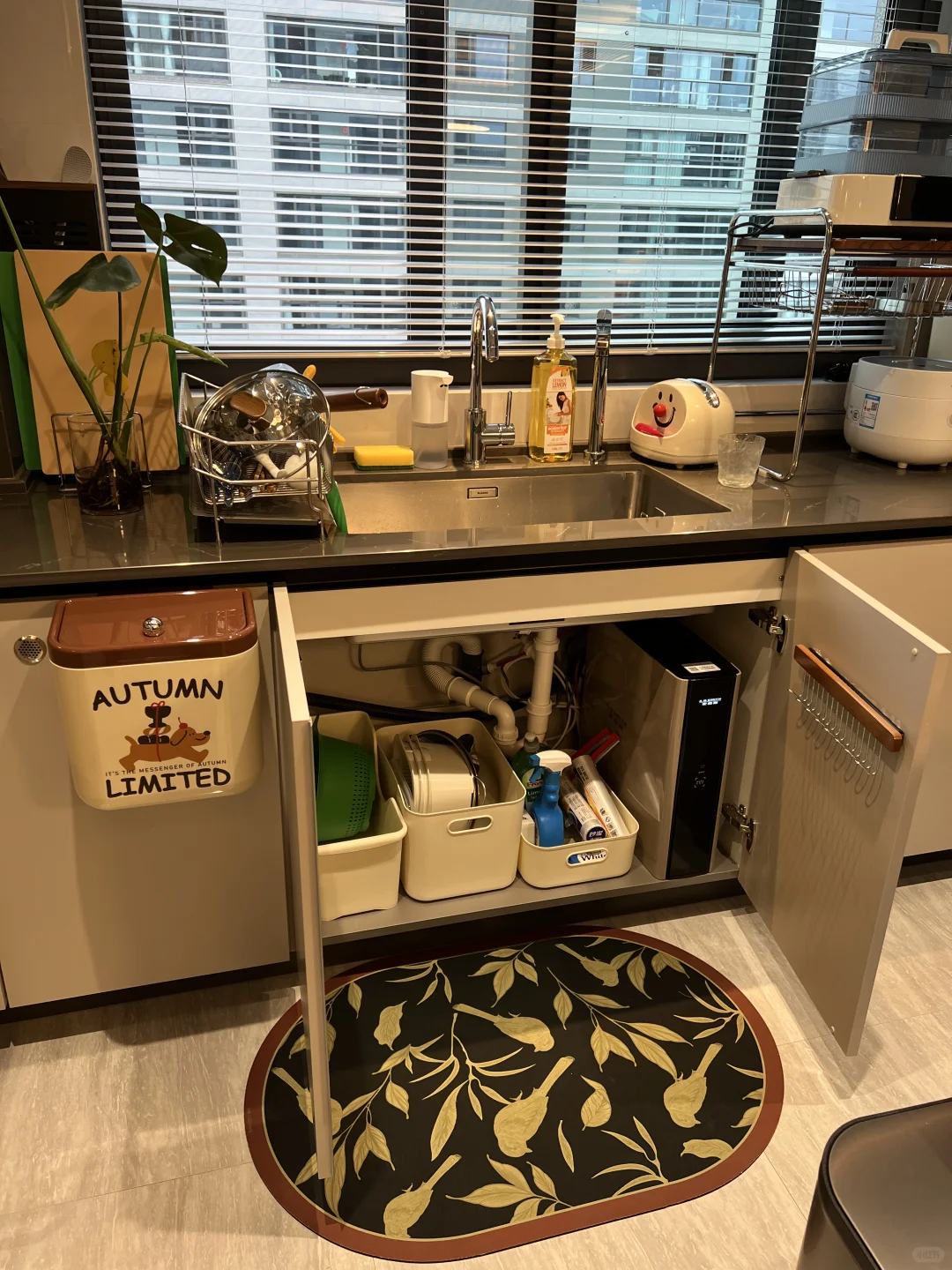 厨房里竟然有…..??