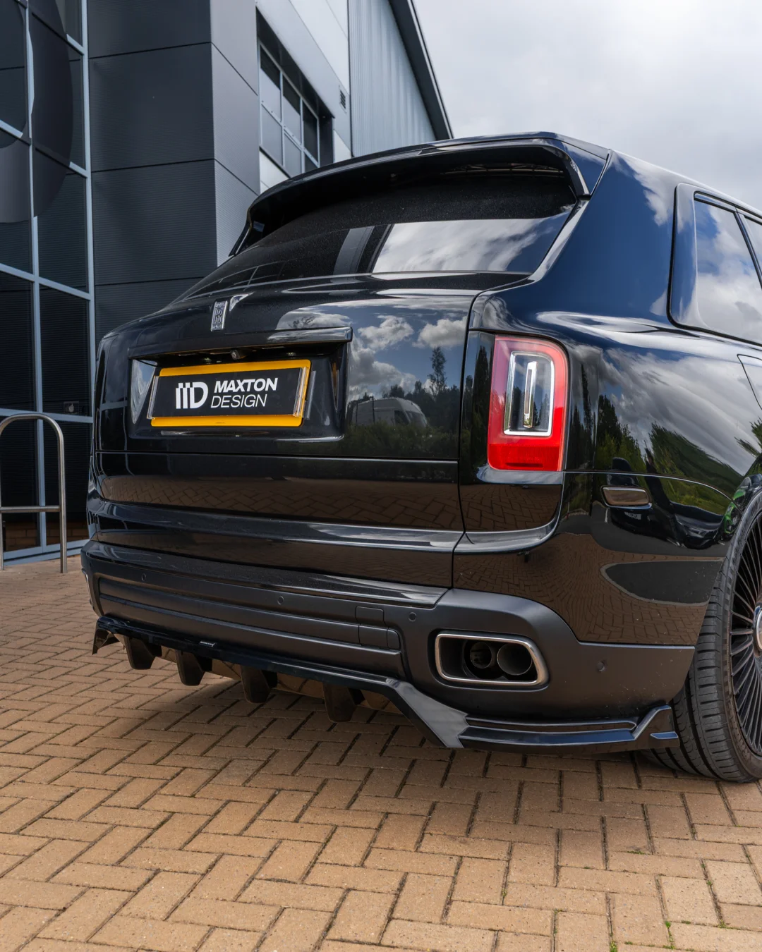 劳斯莱斯库里南CULLINAN改装升级MAXTON套件