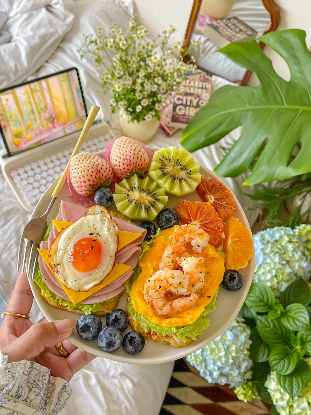 元气早午餐?薯饼开放式三明治?薯条?拿铁