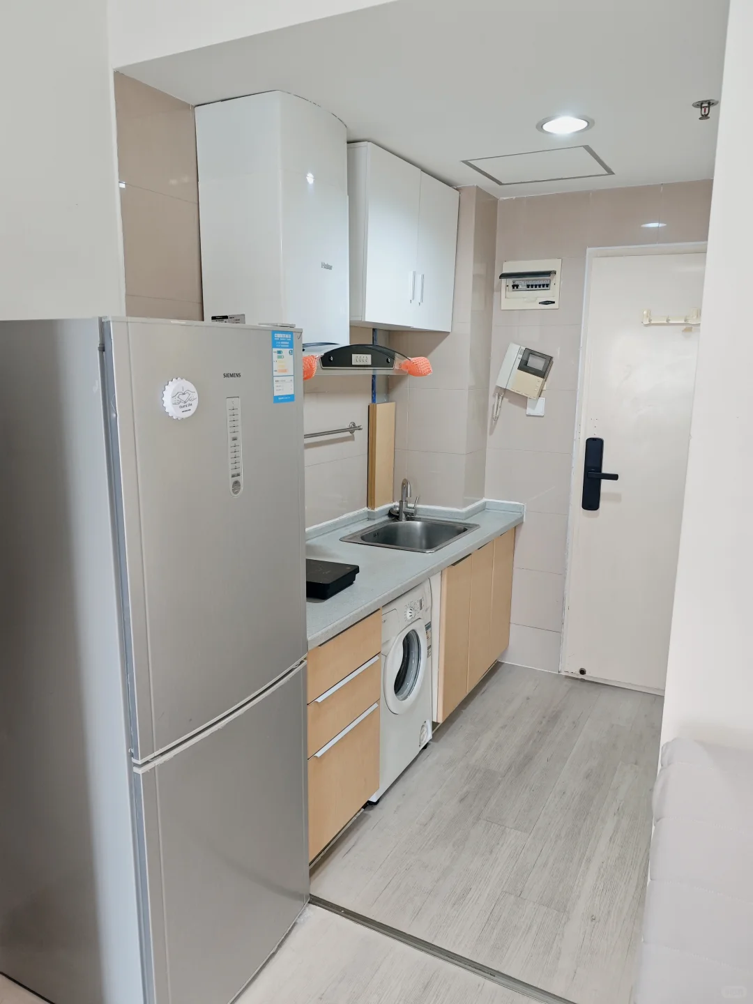 24h安保+门禁 圣天地32㎡一房 押一付一4k+